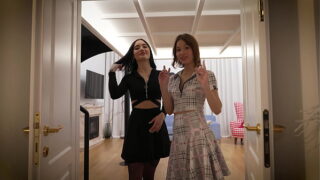 older and junior stepsisters hardcore doggie bang sesh